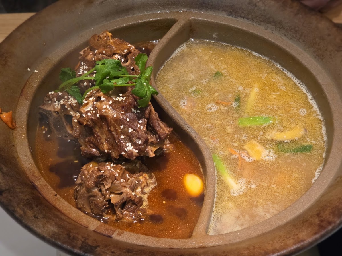 Pot House 蝎子王 羊蝎子 火锅 牛骨 牛杂 Photo 4